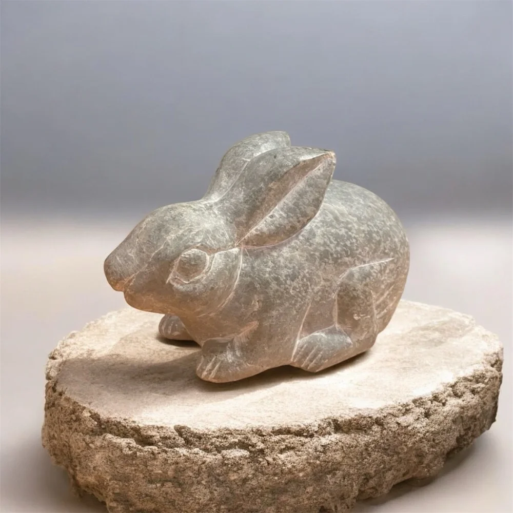 Stone rabbit Tian Jin hand carved made in China excellent condition